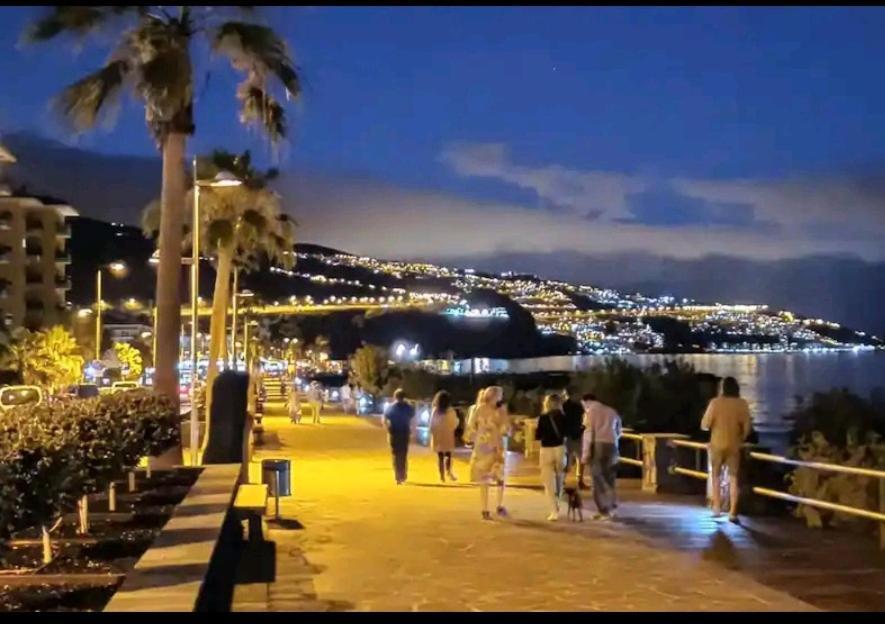 Апартаменты The Happiness Penthouse Dream Holiday At 100M Beach Канделария Экстерьер фото